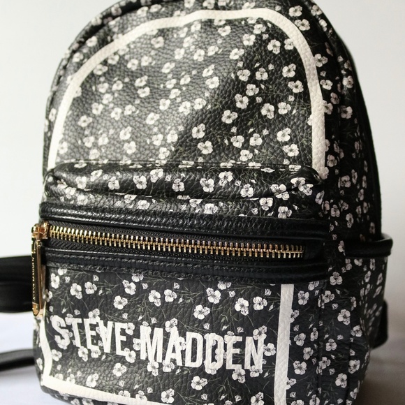 Steve Madden Mini Backpack Purse Flowers/Floral patter - Picture 1 of 6